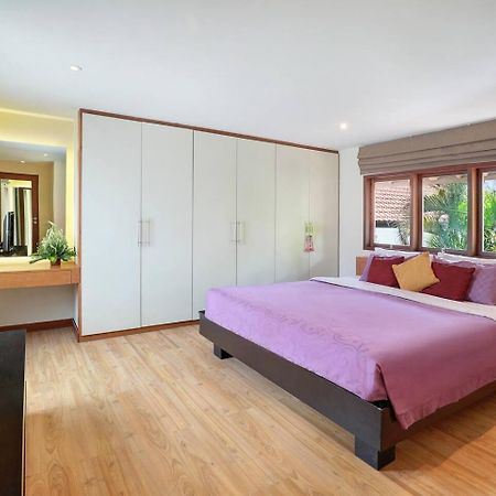 Super Value 4 Bedroom, Walk To Bintang Supermarket Seminyak  Exterior photo